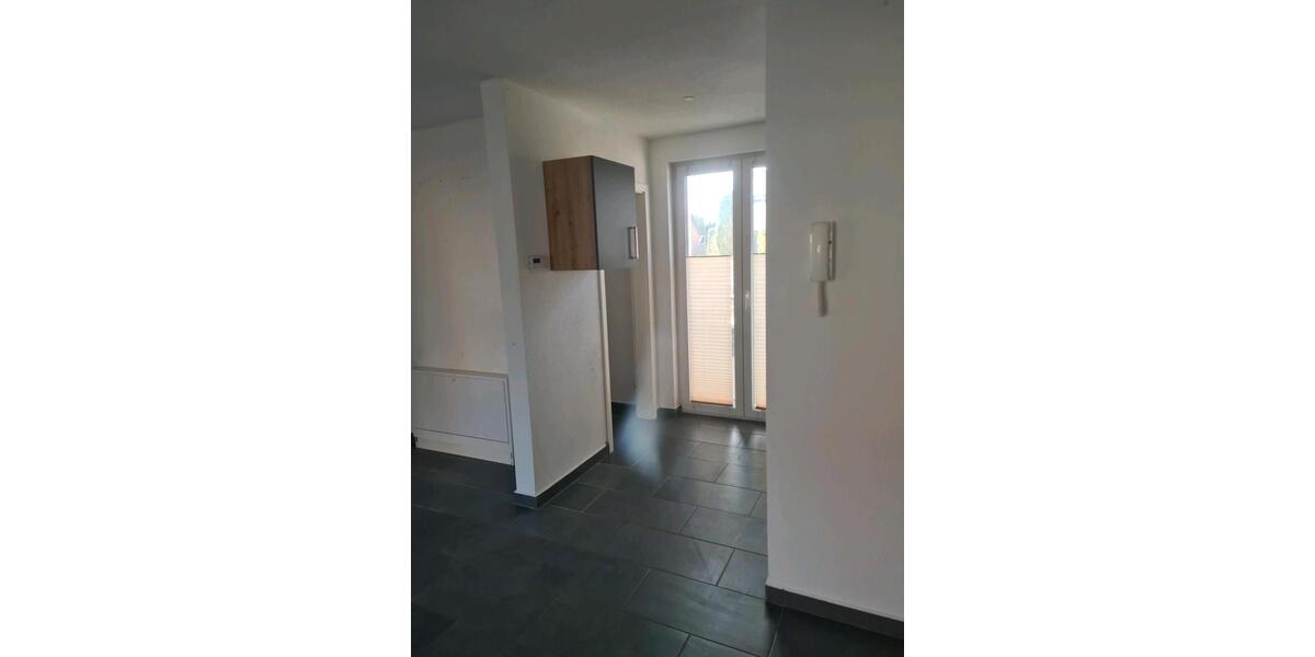 Erdgeschoßwohnung Villingen-Schwenningen Schwenningen - 3 Zimmer, 86 m&sup2;, 1.000&euro; | Angebot:25844616