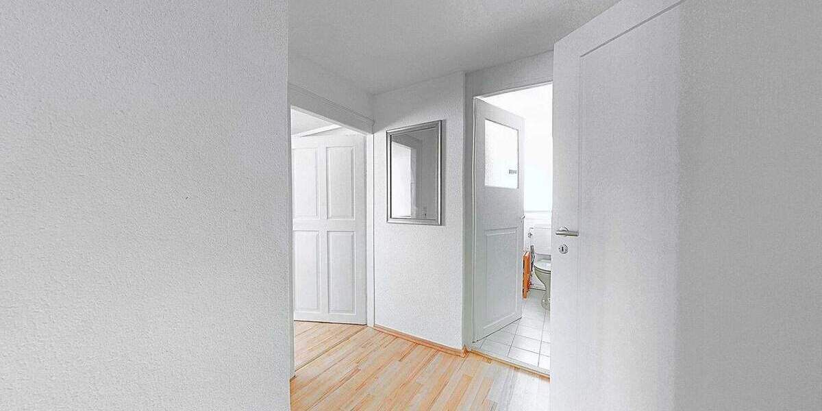 Einfamilienhaus Vöhrenbach Stadtgebiet - 1 Zimmer, 204 m&sup2;, 195.000&euro; | Angebot:25747049