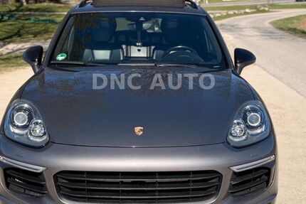 Porsche Cayenne 239.000 km 23.950 &euro; Tuttlingen 78532