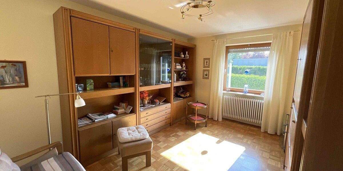 Bungalow Villingen-Schwenningen Villingen - 1 Zimmer, 315 m&sup2;, 698.000&euro; | Angebot:25685285