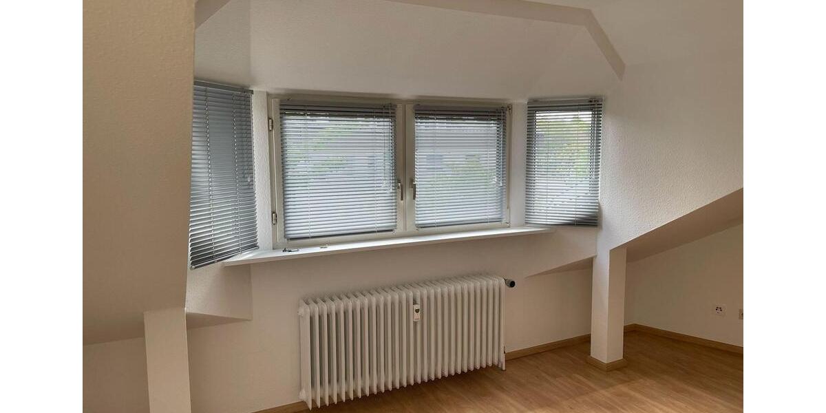 Dachgeschoßwohnung Donaueschingen - 4.5 Zimmer, 94 m&sup2;, 880&euro; | Angebot:26603084