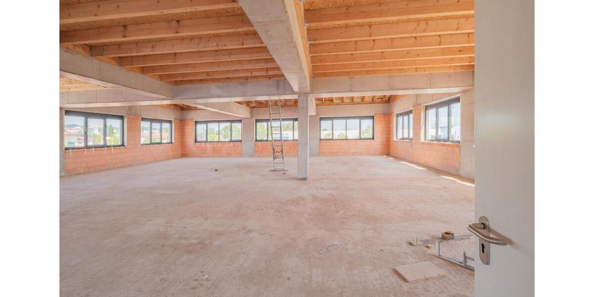 Gewerbeobjekt Donaueschingen - 3.560&euro; | Angebot:21176500