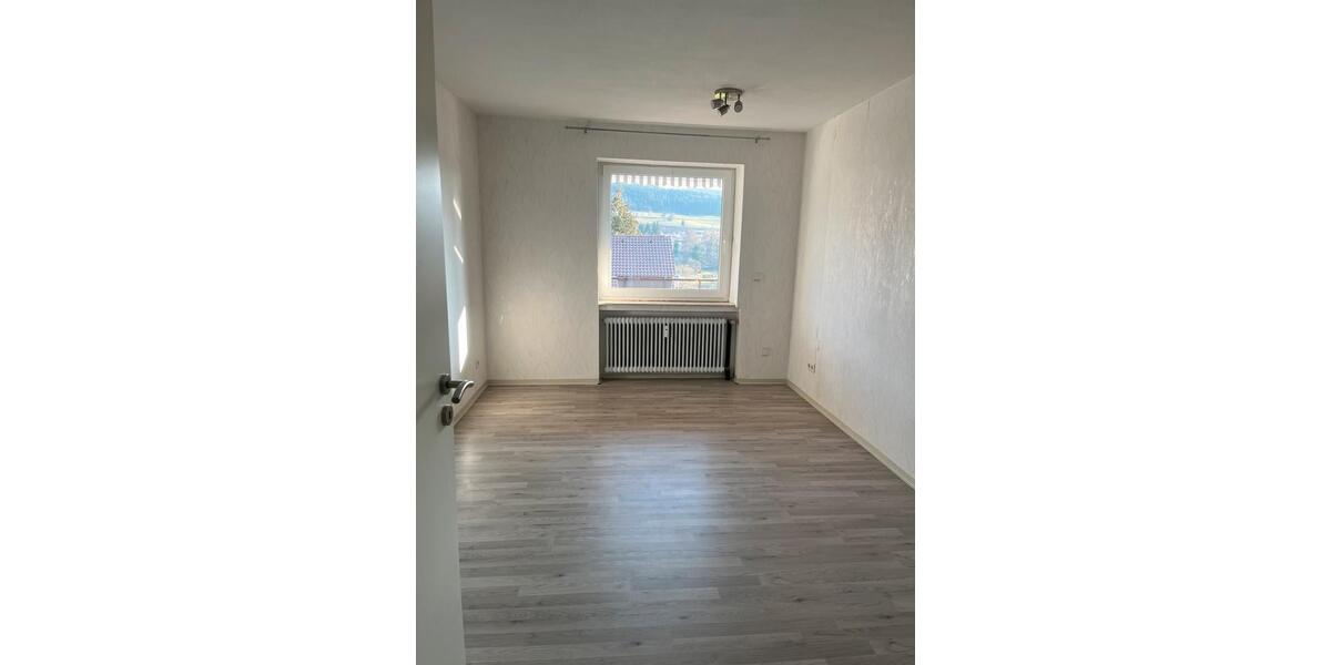 Etagenwohnung Talheim - 2 Zimmer, 65 m&sup2;, 650&euro; | Angebot:25842321