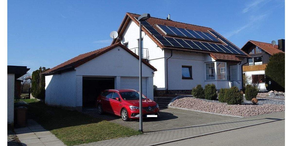 Einfamilienhaus Bad Dürrheim Sunthausen - 8 Zimmer, 229 m&sup2;, 695.000&euro; | Angebot:25671608