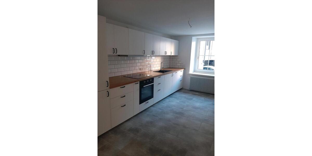 Etagenwohnung Sankt Georgen im Schwarzwald - 4 Zimmer, 128 m&sup2;, 1.000&euro; | Angebot:26587028