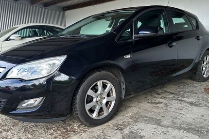 Opel Astra 129.000 km 4.000 &euro; Deißlingen 78652
