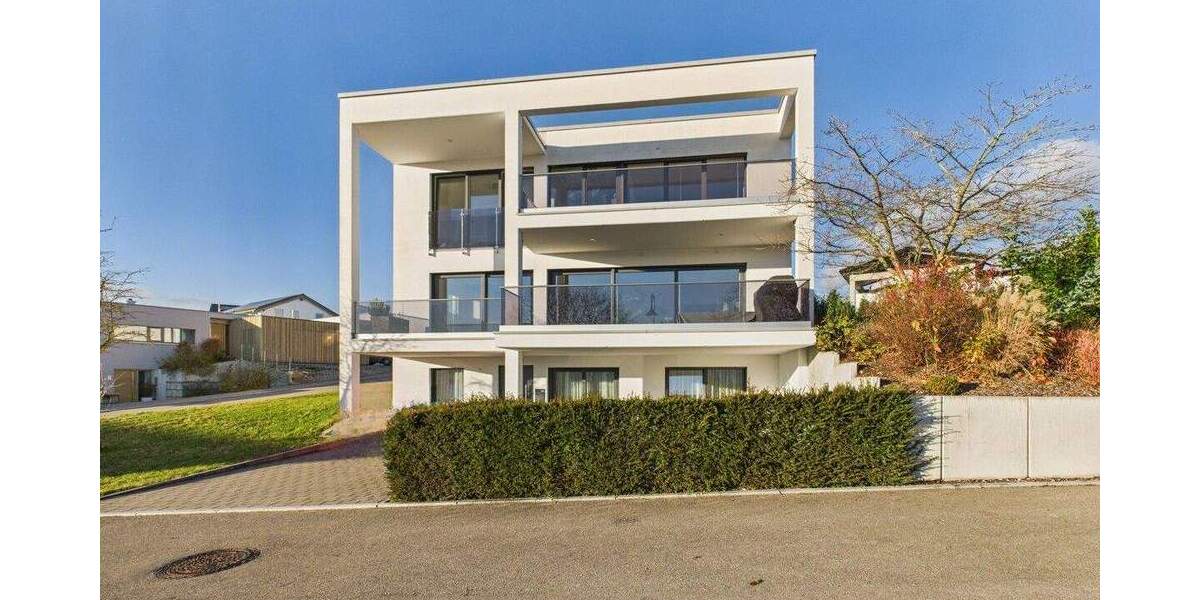 Einfamilienhaus Dunningen - 7 Zimmer, 265 m&sup2;, 990.000&euro; | Angebot:25775412