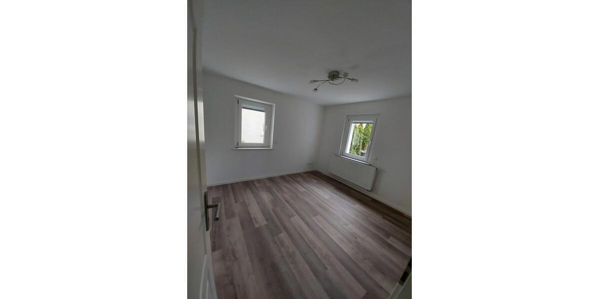 Erdgeschoßwohnung Trossingen - 2 Zimmer, 46 m&sup2;, 500&euro; | Angebot:26615036