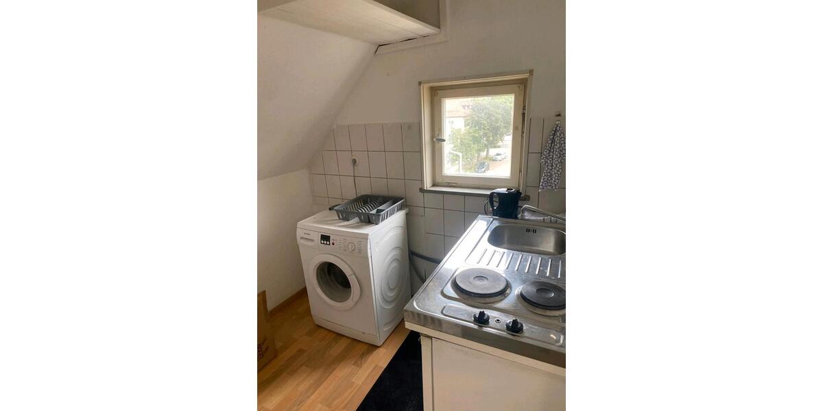 Dachgeschoßwohnung Villingen-Schwenningen Schwenningen - 2.5 Zimmer, 50 m&sup2;, 101.000&euro; | Angebot:25265665