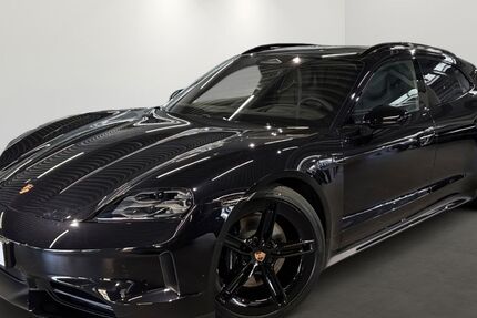 Porsche Taycan 9.900 km 142.900 &euro; Villingen-Schwenningen 78048