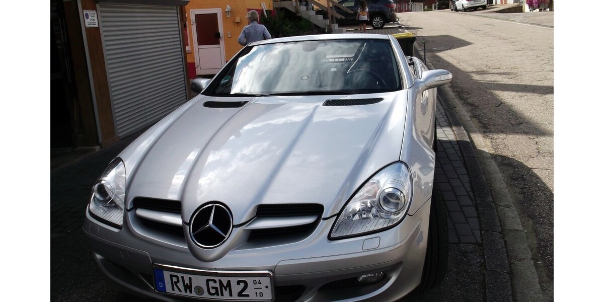 Mercedes-Benz SLK 299.999 km 5.500 &euro; Fluorn-Winzeln 78737