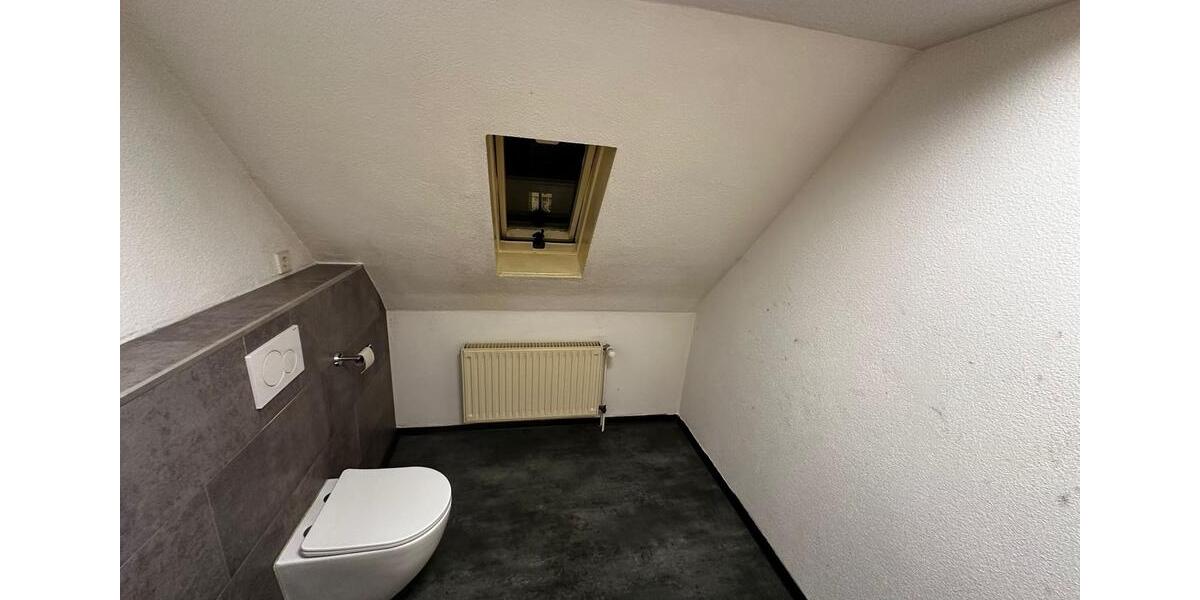 Maisonettenwohnung Oberndorf am Neckar - 4 Zimmer, 120 m&sup2;, 1.200&euro; | Angebot:25451994