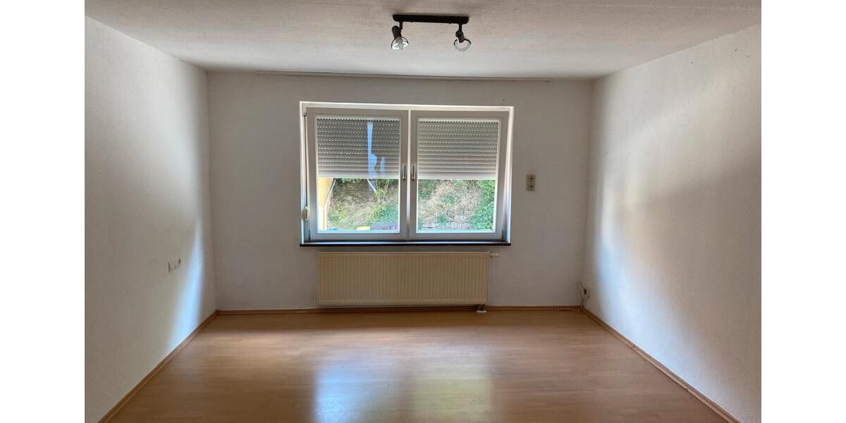 Etagenwohnung Frittlingen - 5 Zimmer, 123 m&sup2;, 800&euro; | Angebot:25719365