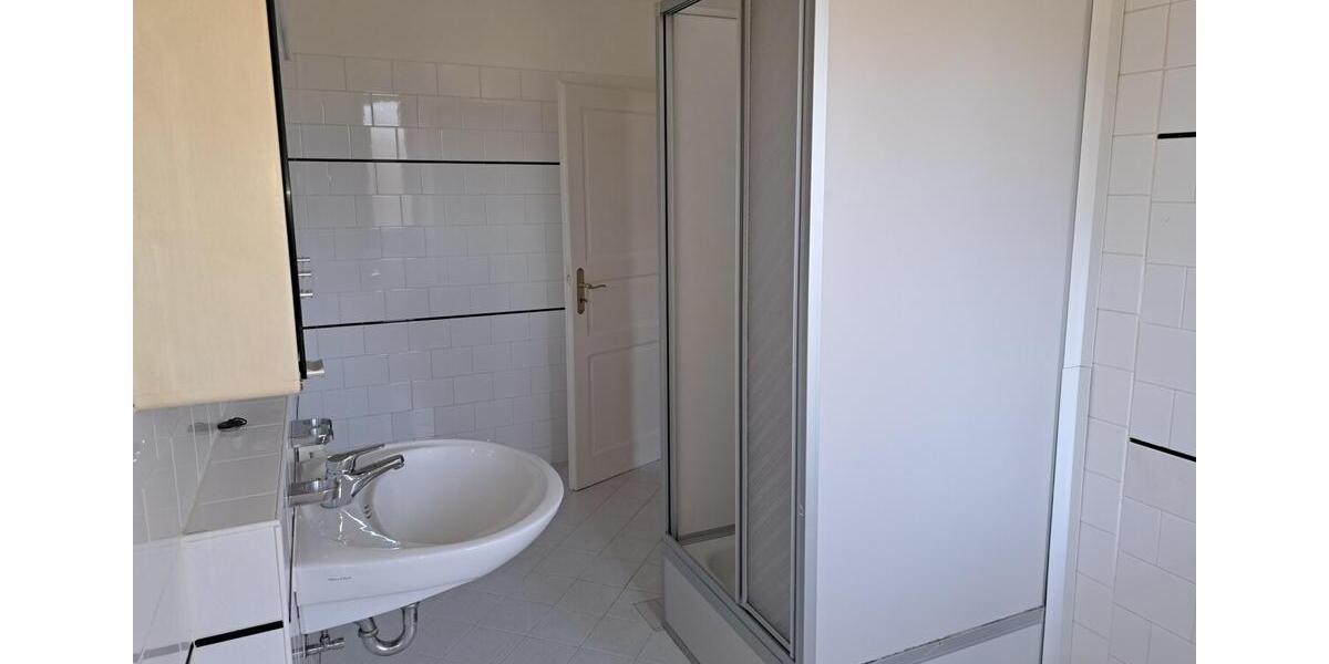 Etagenwohnung Villingen-Schwenningen Schwenningen - 4 Zimmer, 104 m&sup2;, 550&euro; | Angebot:25427417