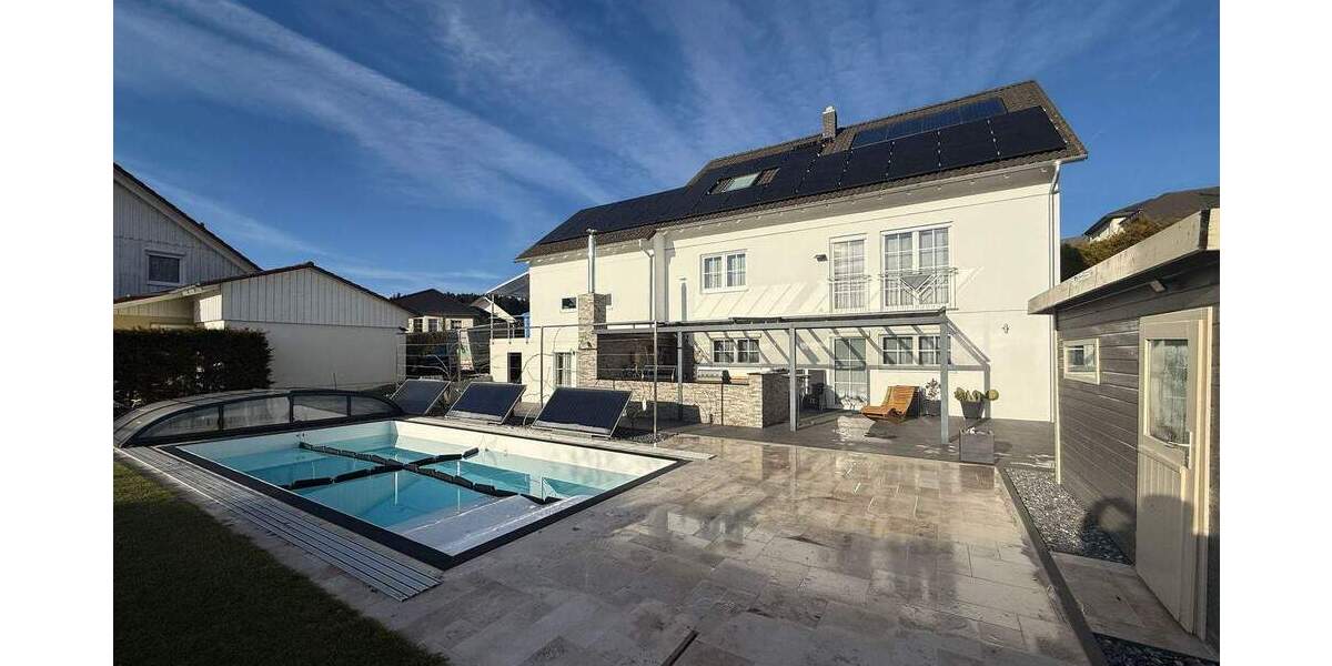 Einfamilienhaus Gunningen - 9 Zimmer, 235 m&sup2;, 799.000&euro; | Angebot:25662393