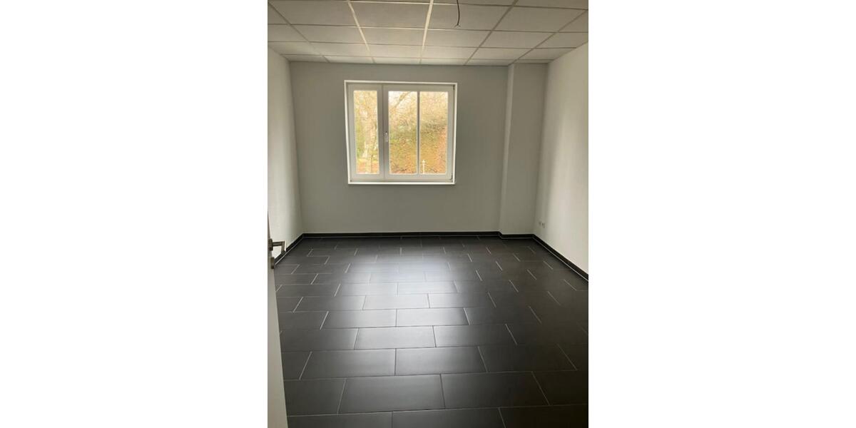 Erdgeschoßwohnung Bad Dürrheim - 2 Zimmer, 75 m&sup2;, 700&euro; | Angebot:24748955