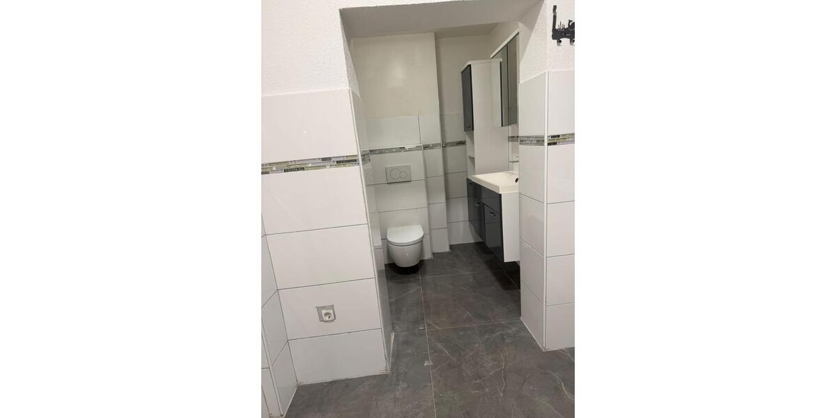 Erdgeschoßwohnung Tuttlingen - 3 Zimmer, 64 m&sup2;, 160.000&euro; | Angebot:24789251