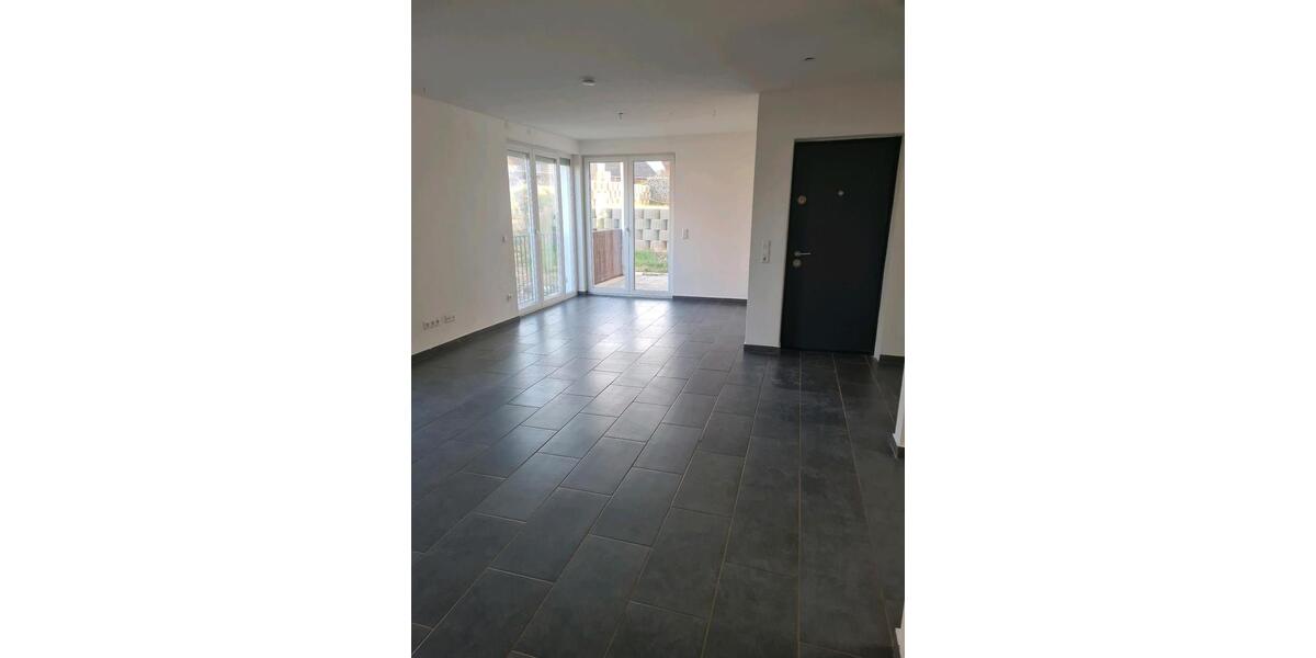 Erdgeschoßwohnung Villingen-Schwenningen Schwenningen - 3 Zimmer, 86 m&sup2;, 1.000&euro; | Angebot:25844616