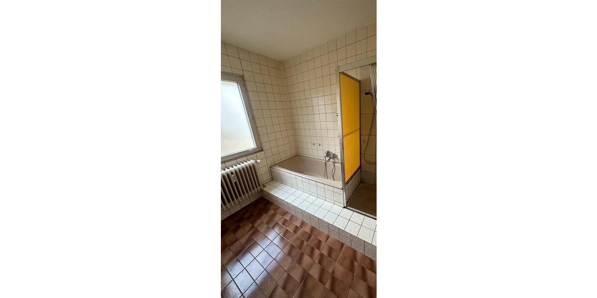 Etagenwohnung Donaueschingen - 4.5 Zimmer, 75 m&sup2;, 1.180&euro; | Angebot:25934877