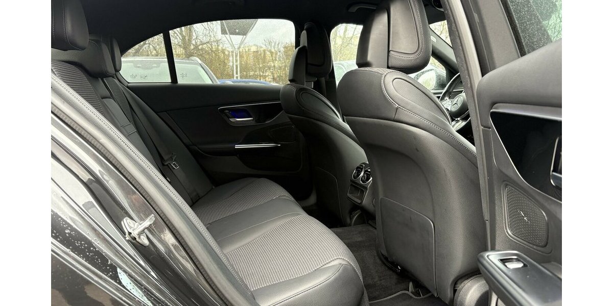 Mercedes-Benz C 200 d/AVANTGARDE/KAMERA/BURMESTER/LED/1.HAND 85.974 km 30.900 &euro; Villingen-Schwenningen 78054