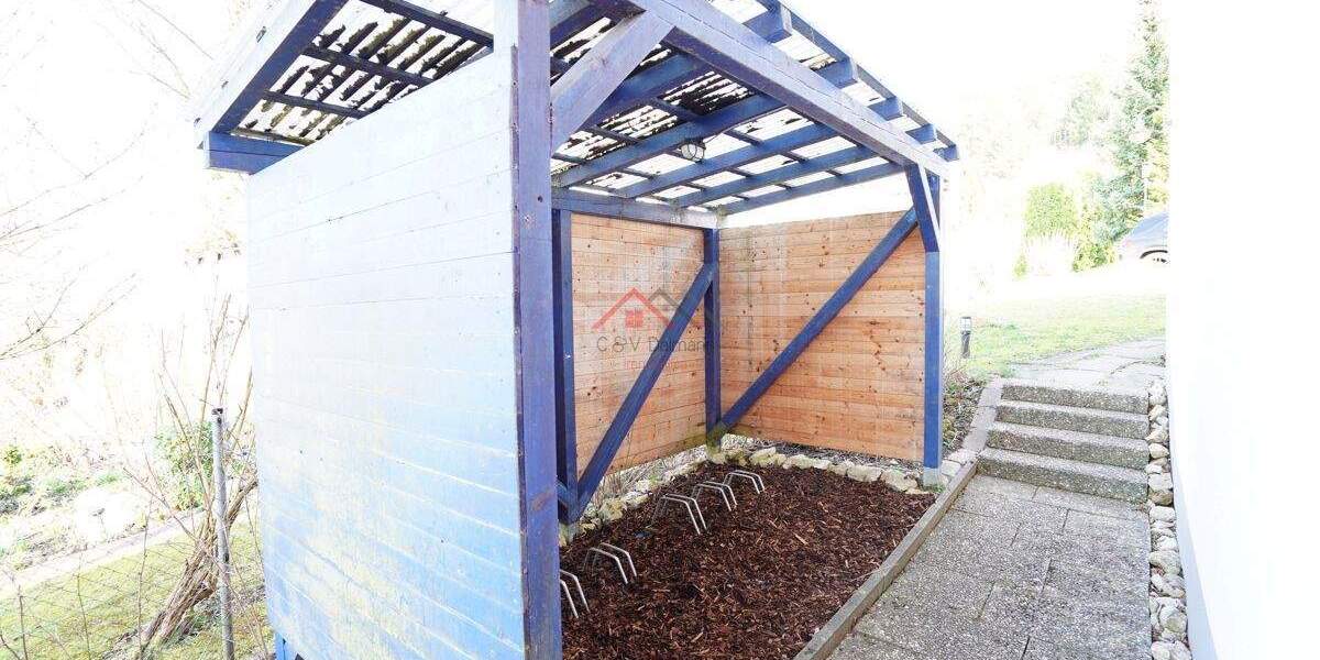 Einfamilienhaus Tuttlingen Möhringen - 8 Zimmer, 239 m&sup2;, 625.000&euro; | Angebot:25878548