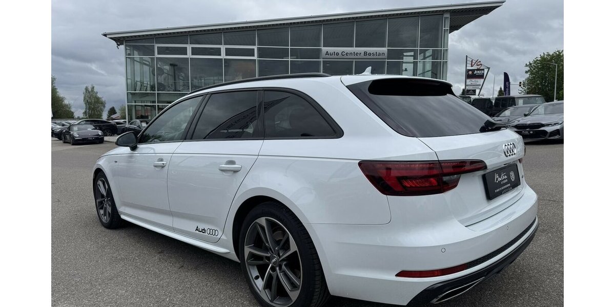 Audi A4 AVANT 40TDI QUATTRO SPORT/PANO/DAB/LED/1.HAND 65.890 km 25.900 &euro; Villingen-Schwenningen 78054