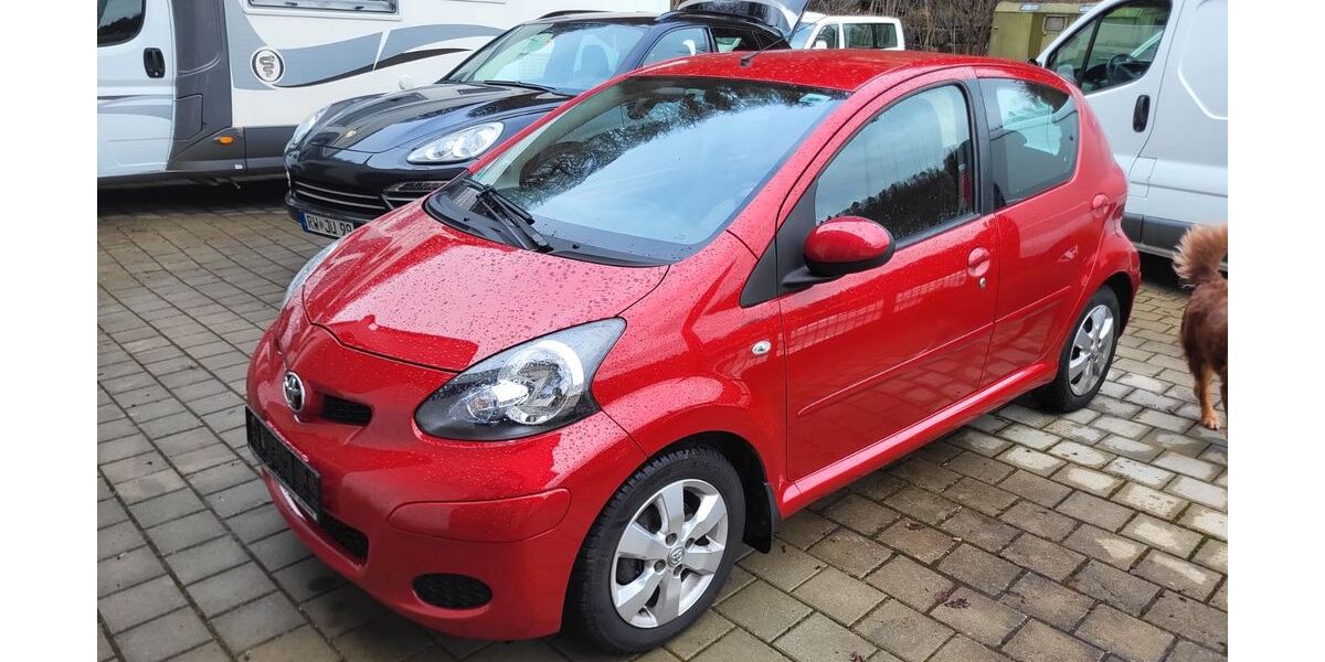 Toyota Aygo (X) 8.300 km 9.900 &euro; ROTTWEIL 78628