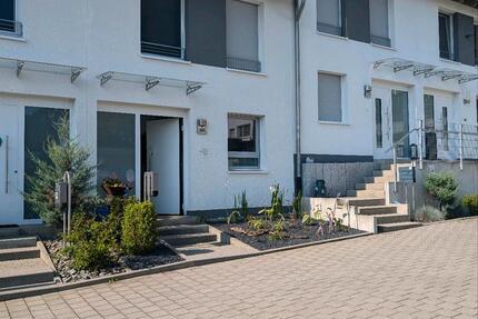 Haus Tuttlingen - 5.5 Zimmer, 136 m&sup2;, 479.000&euro; | Angebot:25972198