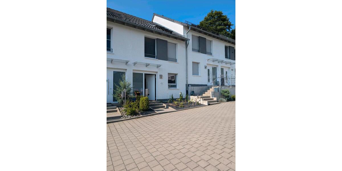 Reihenhaus Tuttlingen - 5.5 Zimmer, 136 m&sup2;, 479.000&euro; | Angebot:25972198