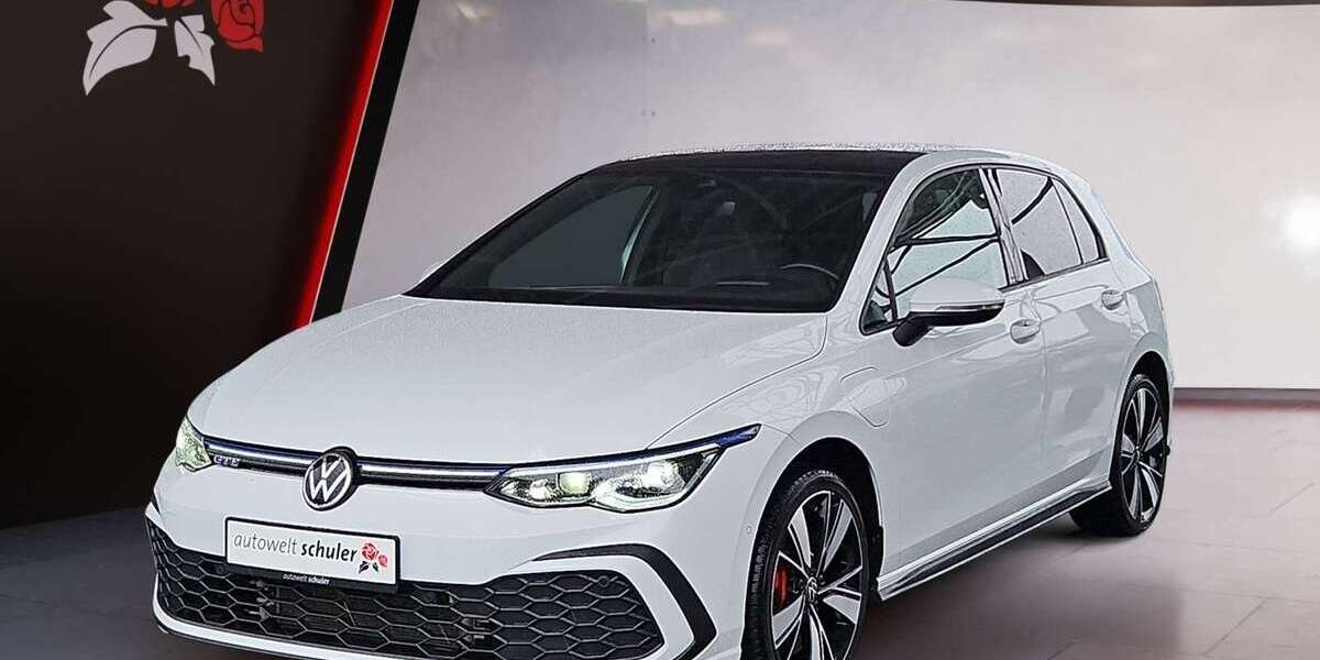 VW Golf GTE 55.000 km 23.949 &euro; Villingen-Schwenningen 78052