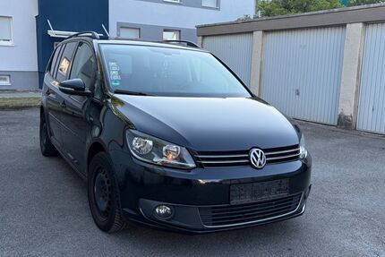 VW Touran 304.625 km 4.200 &euro; Villingen Schwenningen 78047