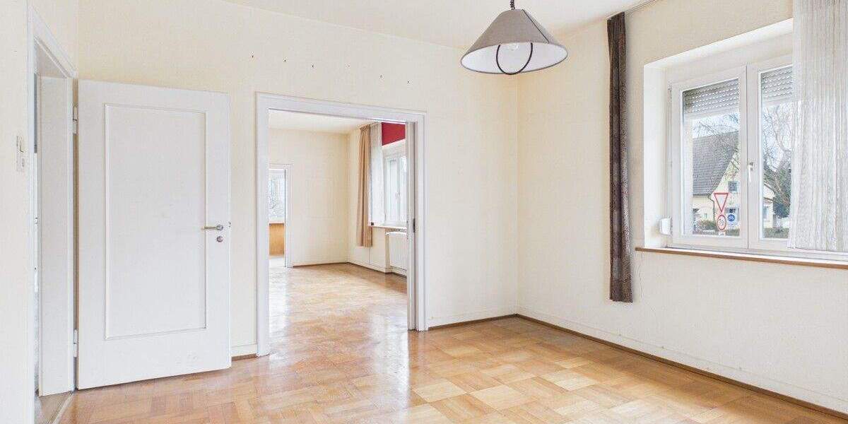 Einfamilienhaus Rottweil - 8 Zimmer, 228 m&sup2;, 540.000&euro; | Angebot:25801097