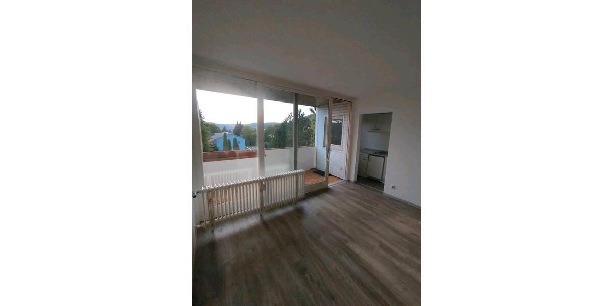 Dachgeschoßwohnung Villingen-Schwenningen Schwenningen - 1 Zimmer, 29 m&sup2;, 590&euro; | Angebot:26562333