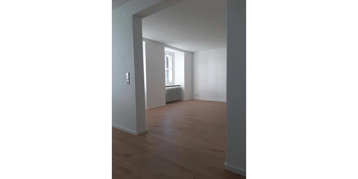 Etagenwohnung Sankt Georgen im Schwarzwald - 4 Zimmer, 128 m&sup2;, 1.000&euro; | Angebot:26587028