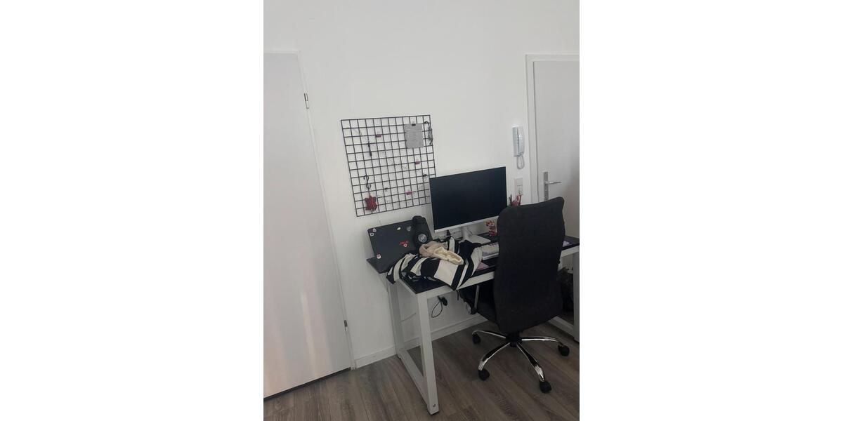 Erdgeschoßwohnung Villingen-Schwenningen Schwenningen - 1 Zimmer, 28 m&sup2;, 400&euro; | Angebot:25177936