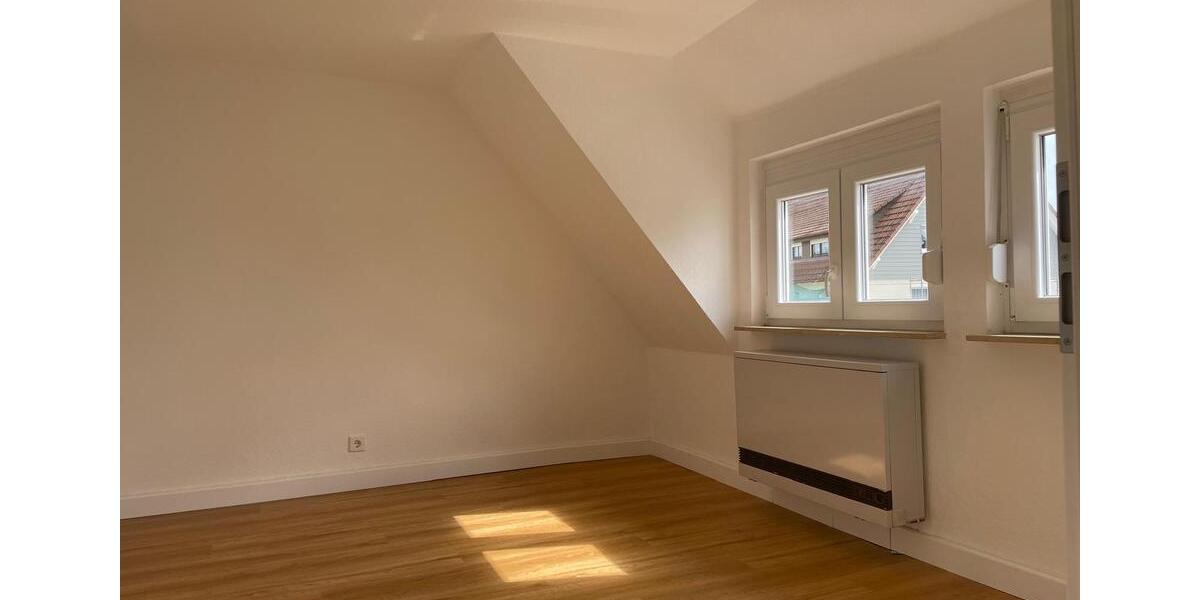 Etagenwohnung Eschbronn - 3 Zimmer, 67 m&sup2;, 580&euro; | Angebot:26588277