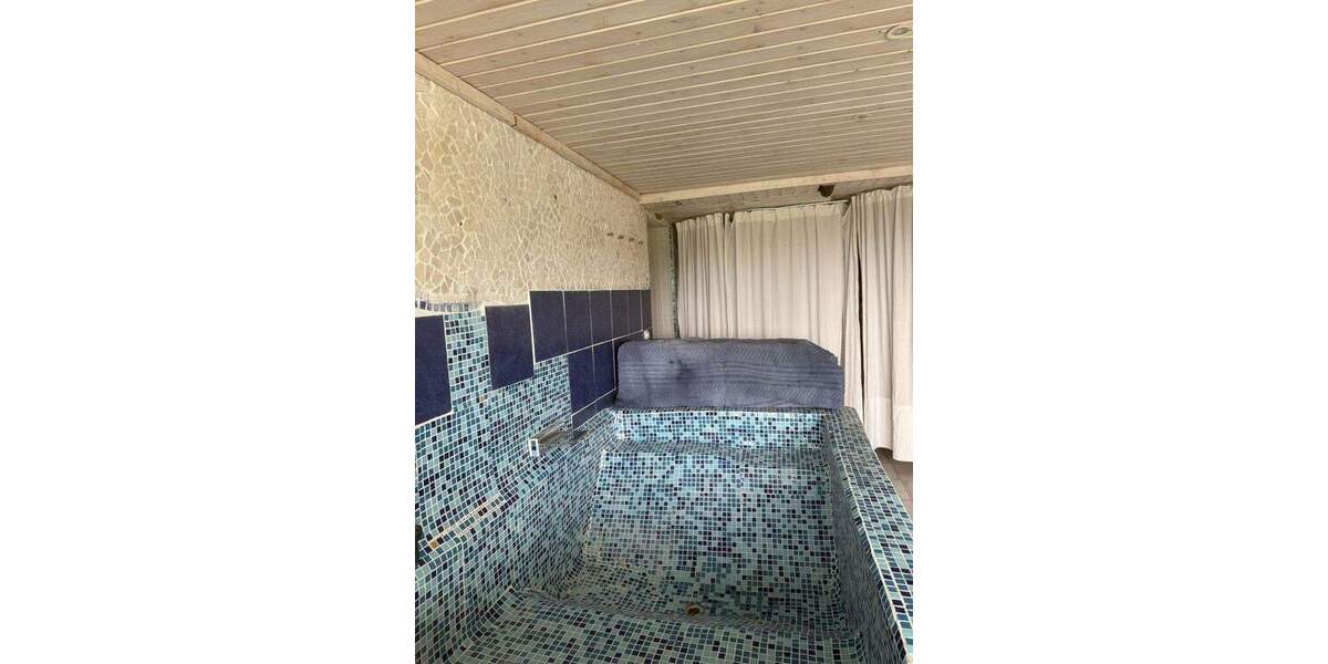 Einfamilienhaus Lenzkirch Saig - 9 Zimmer, 208 m&sup2;, 700.000&euro; | Angebot:25835773