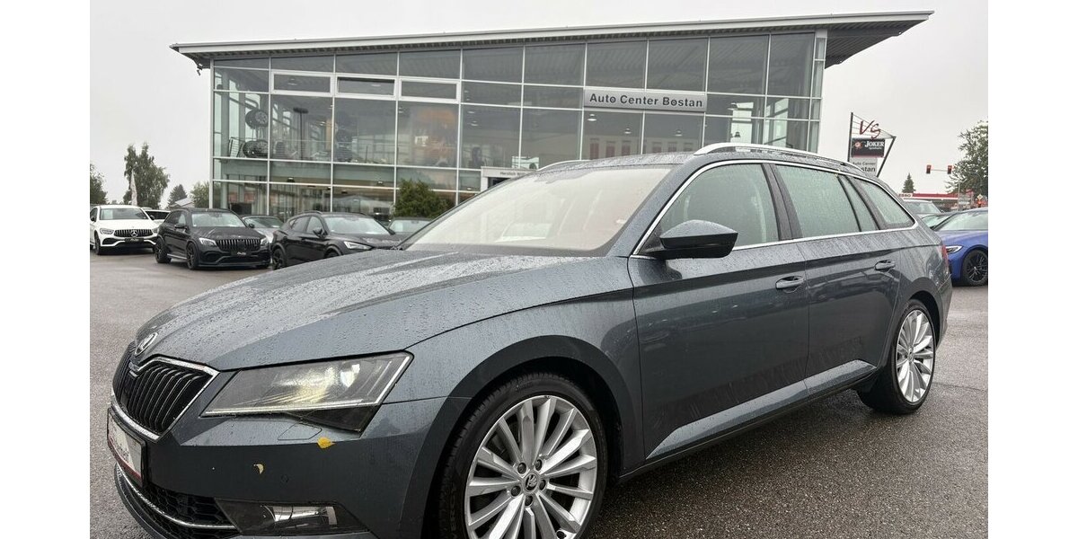 Skoda Superb 2.0 TSI STYLE/4x4/PANO/KAMERA/MEMORY/DAB 145.673 km 19.900 &euro; Villingen-Schwenningen 78054
