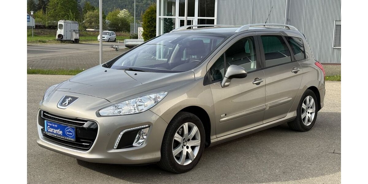 Peugeot 308 149.000 km 4.350 &euro; Tuttlingen 78532