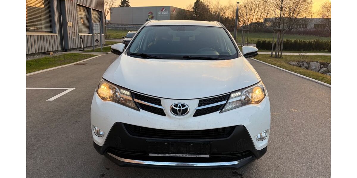 Toyota RAV 4 226.000 km 9.999 &euro; Donaueschingen 78166