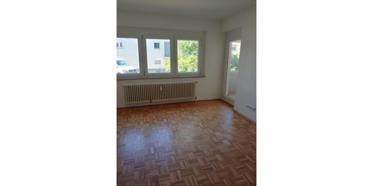Etagenwohnung Villingen-Schwenningen Schwenningen - 3.5 Zimmer, 90 m&sup2;, 700&euro; | Angebot:26505997