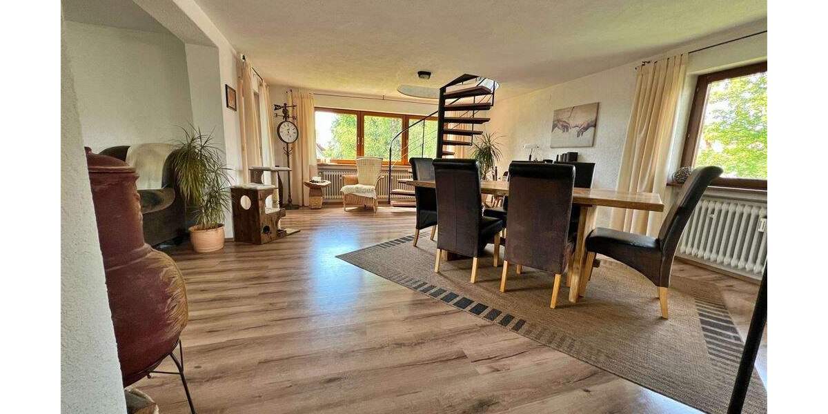 Mehrfamilienhaus, Wohnhaus Bad Dürrheim Sunthausen - 8 Zimmer, 280 m&sup2;, 679.000&euro; | Angebot:25734452