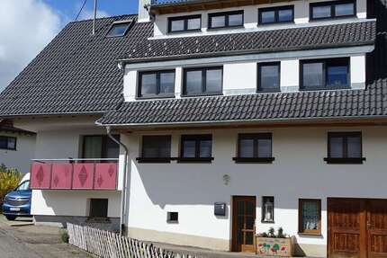 Haus Bonndorf Gündelwangen - 11 Zimmer, 292 m&sup2;, 420.000&euro; | Angebot:25743835