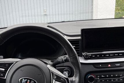 Kia pro ceed / ProCeed 125.000 km 14.900 &euro; Epfendorf 78736