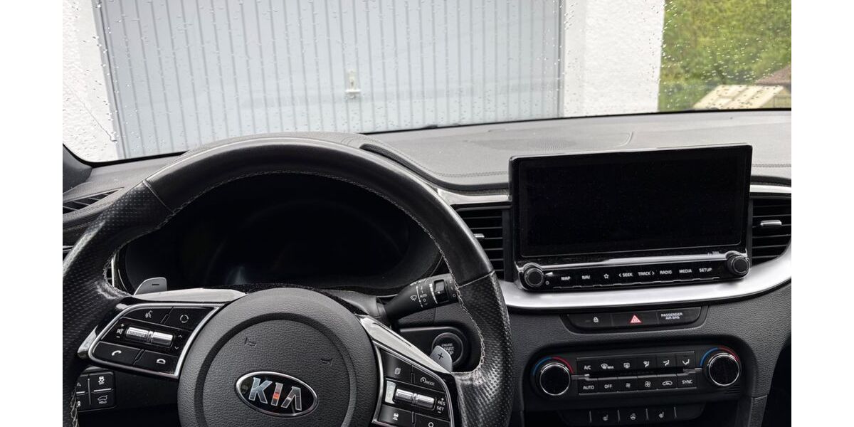 Kia pro ceed / ProCeed 125.000 km 14.900 &euro; Epfendorf 78736
