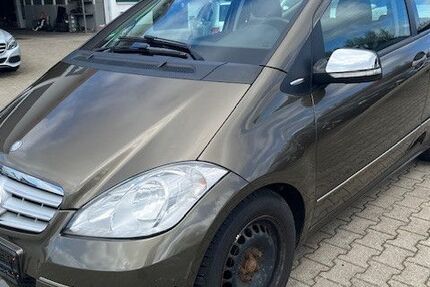 Mercedes-Benz A 180 283.000 km 2.500 &euro; Villingen 78050