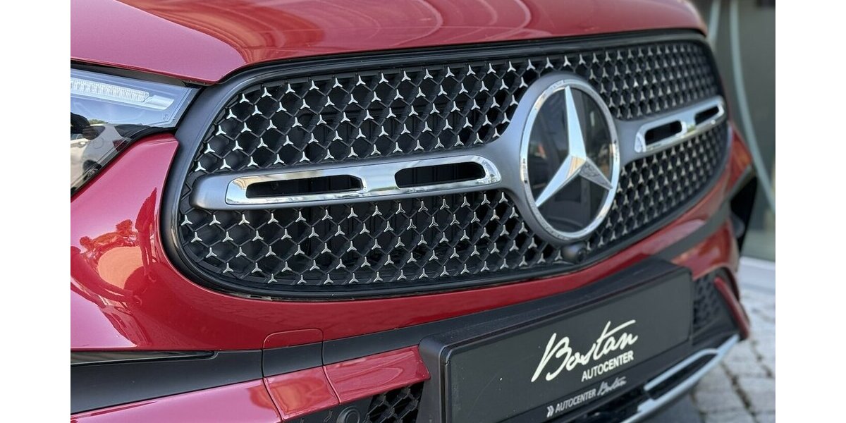 Mercedes-Benz GLC 300 d AMG/PANORAMA/4-MATIC/NAVI/MBUX/1.HAND 39.620 km 52.900 &euro; Villingen-Schwenningen 78054