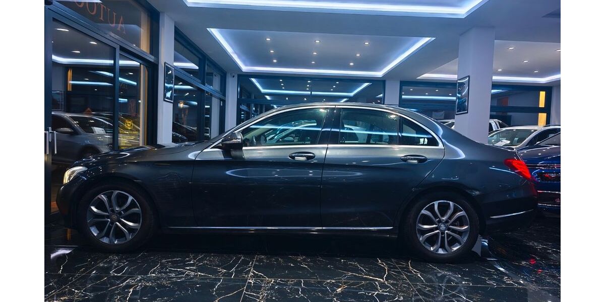 Mercedes-Benz C 220 360.571 km 10.800 &euro; Denkingen 78588