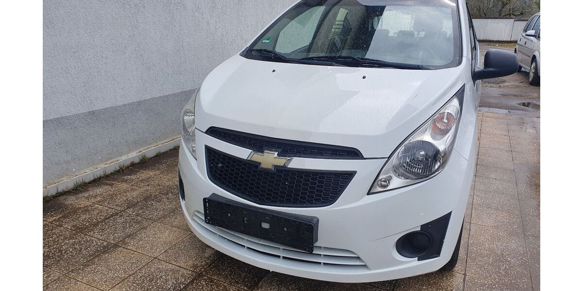 Chevrolet Spark 101.995 km 2.299 &euro; Zimmern-Stetten 78658