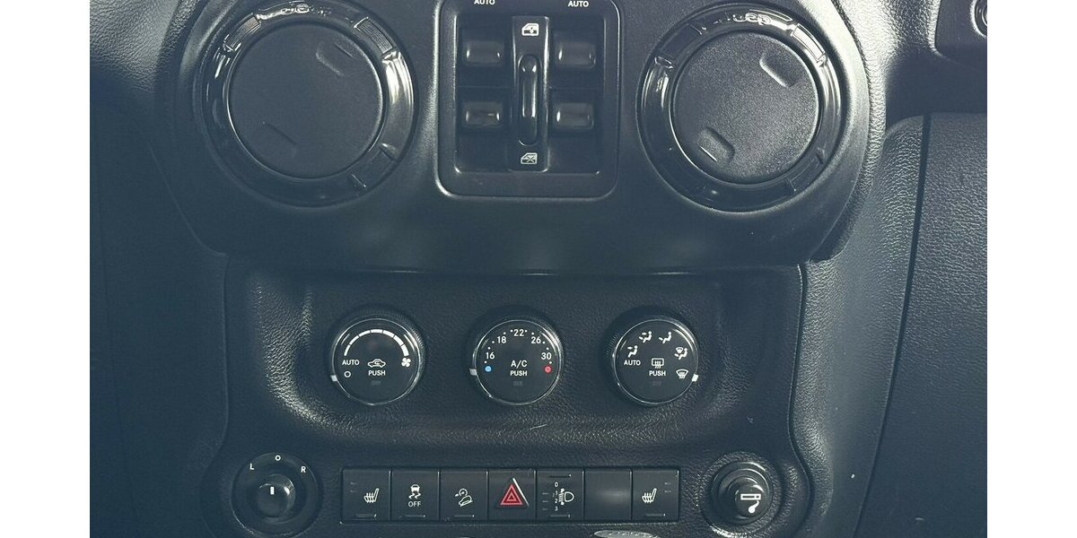Jeep Wrangler RUBICON RECON UNLIMTED/SERVICE.BEI.JEEP 192.271 km 25.900 &euro; Villingen-Schwenningen 78054